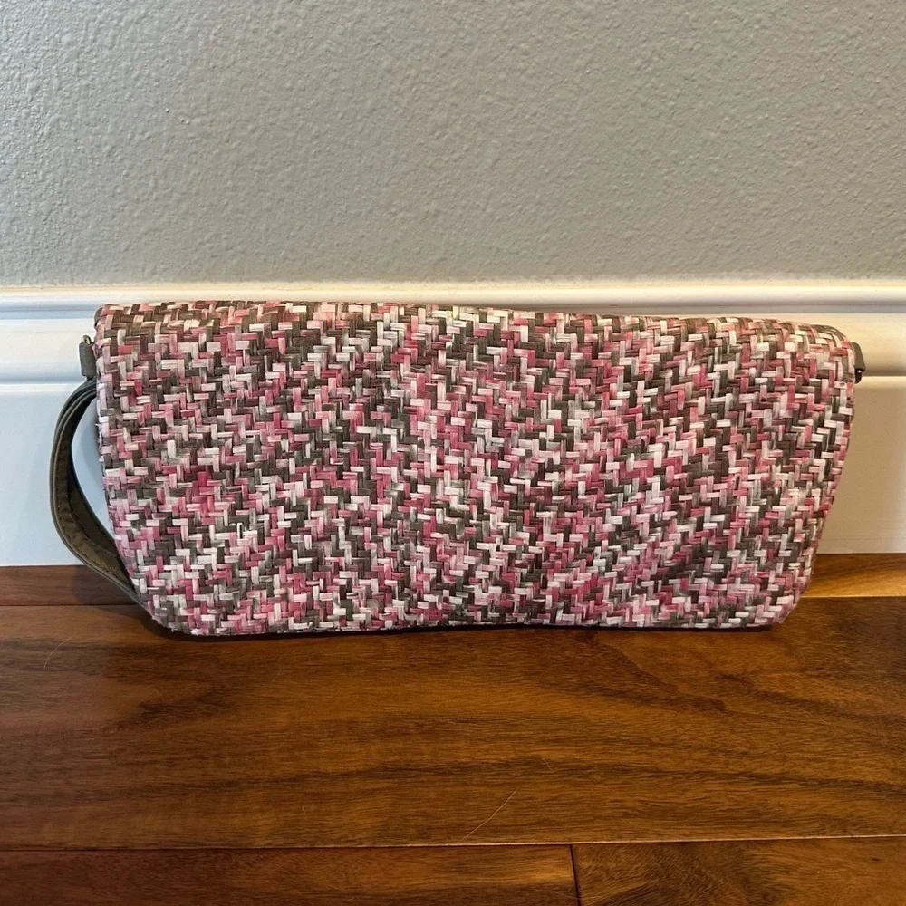 Pink and Grey Straw Clutch Purse with Crossbody Chain